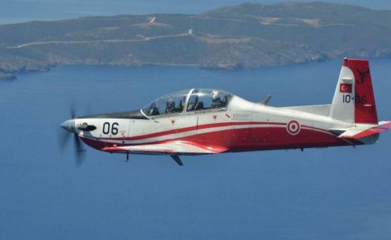 İhraç edilen pilot binbaşı Genelkurmay Başkanı Akar ile uçmuş