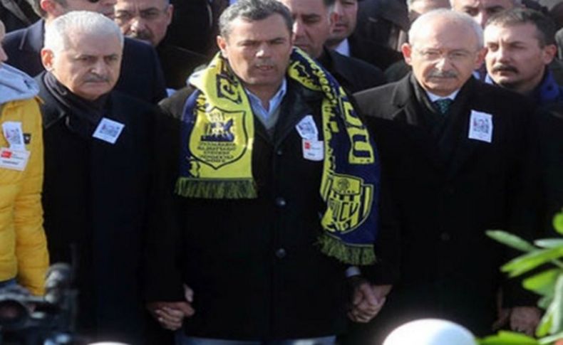 Şehidin babası liderlerin ellerini neden tutmuş...