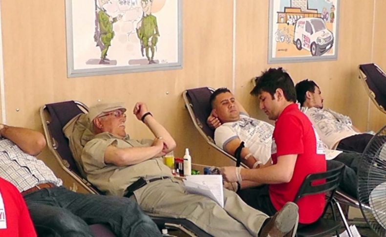 İlköğretim öğrencileri kan bağışı kampanyası düzenledi