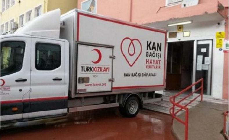 İlkokulda 51 ünite kan bağışlandı