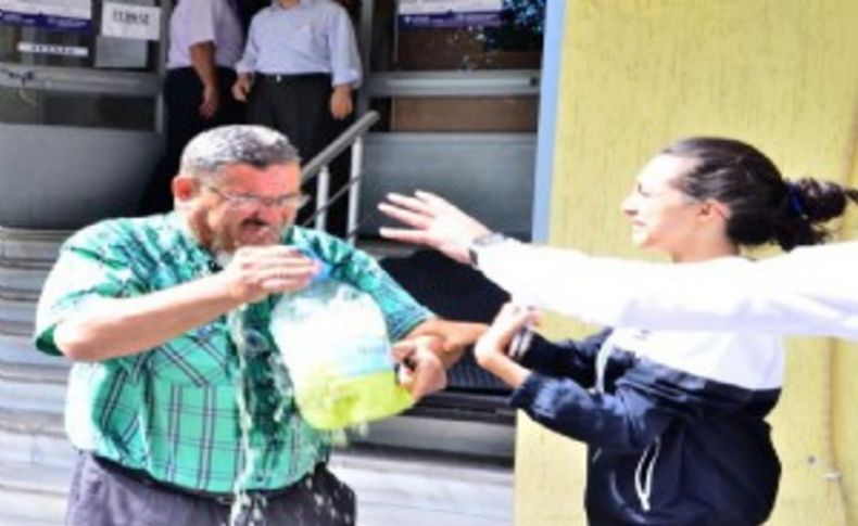 İmam kendisini yakmak istedi