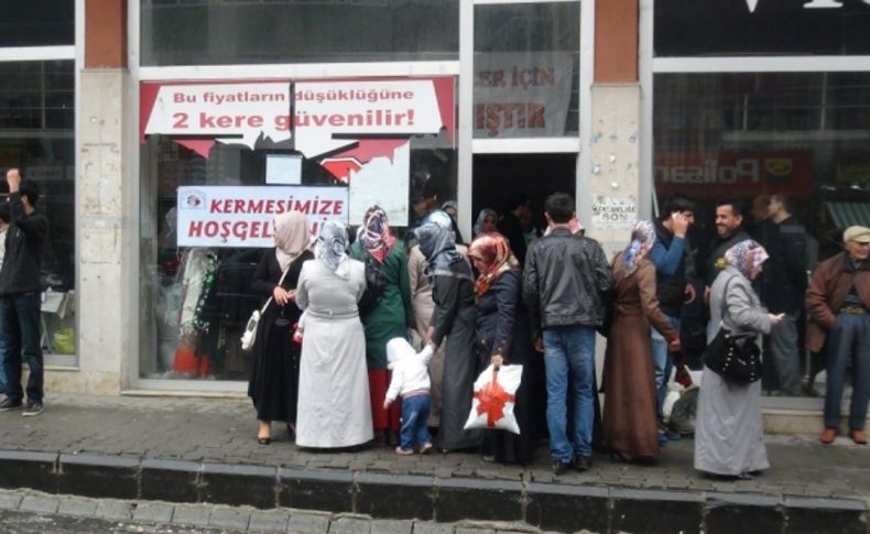 İnci Hanımlar Derneği'nden öğrenciler yararına kermes