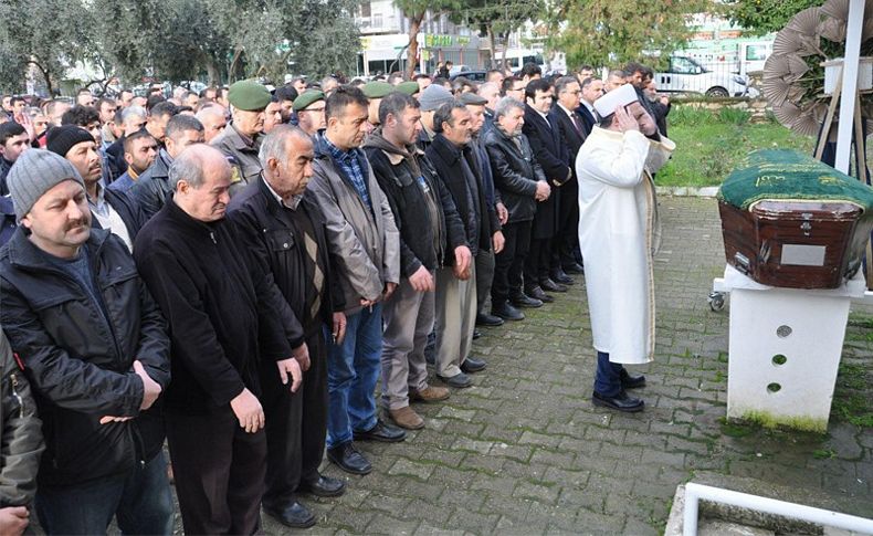 İntihar eden polis memuru son yolculuğuna uğurlandı