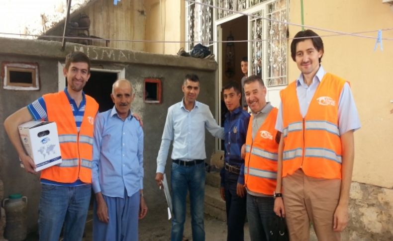 İşadamı ve öğretmenler Yemen ve Cizre'de kurban kardeşliğini yaşadı