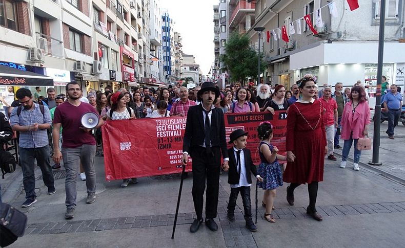 İşçi Filmleri Festivali'ne renkli yürüyüş