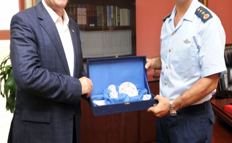 Işıklar Askeri Hava Lisesi Komutanı, Başkan Dündar’ı ziyaret etti
