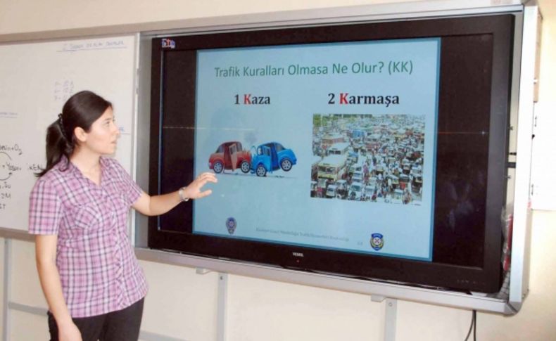 İskenderun'da liseli öğrencilere trafik semineri