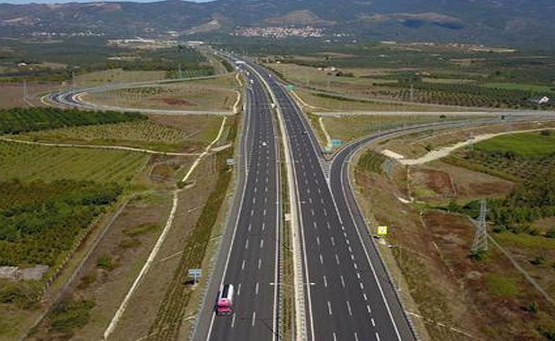 İstanbul-İzmir arası 3,5 saate inecek... Bir etap daha ulaşıma açıldı