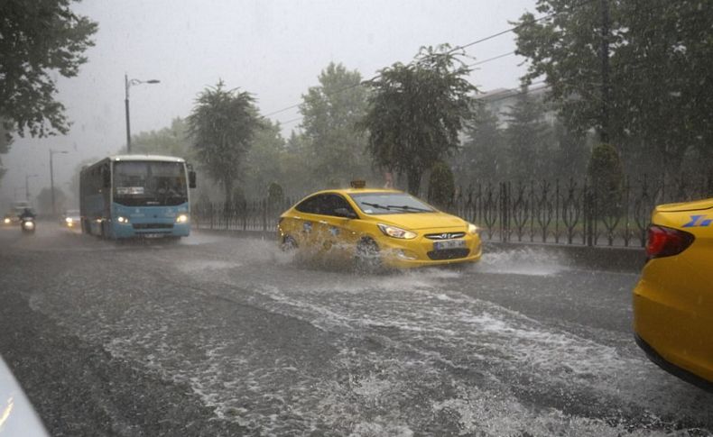 İstanbul yaz ortası sele teslim!