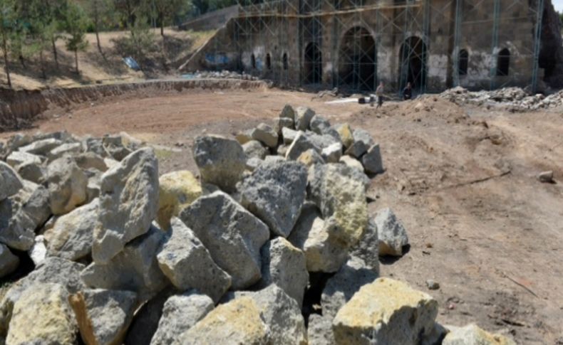 İstanbul Kapı çevre güzelleştirme çalışmaları başladı