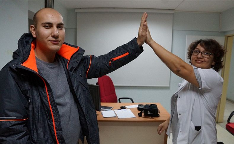 İşten çıkarılmasına neden olan sigarayı bırakıp yeni işine kavuştu