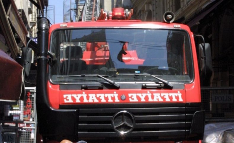 İstiklal Caddesi'ndeki sukuneti yangın paniği bozdu