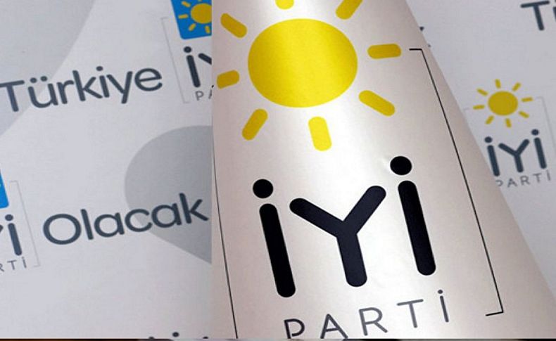 İYİ Parti'de şok istifa!