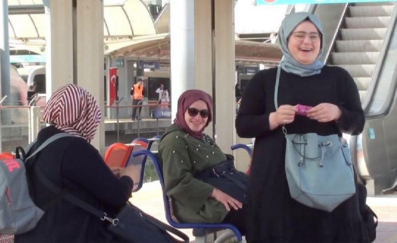 İZBAN'da çocuklardan gülümseten anonslar