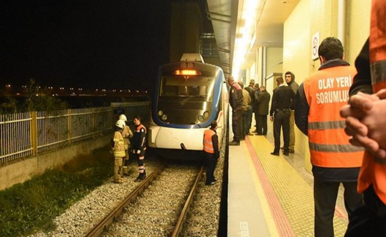 İZBAN'da korkunç son: Üniversiteli genç ölüme atladı!