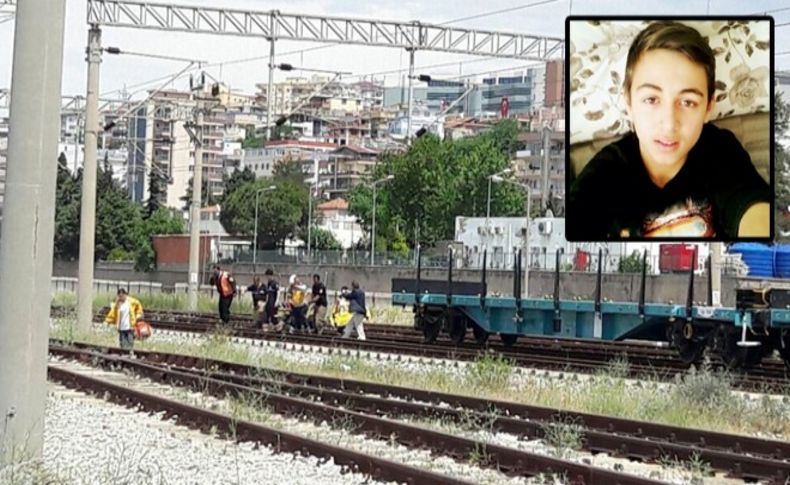 Tren istasyonunda elektrik çarptı