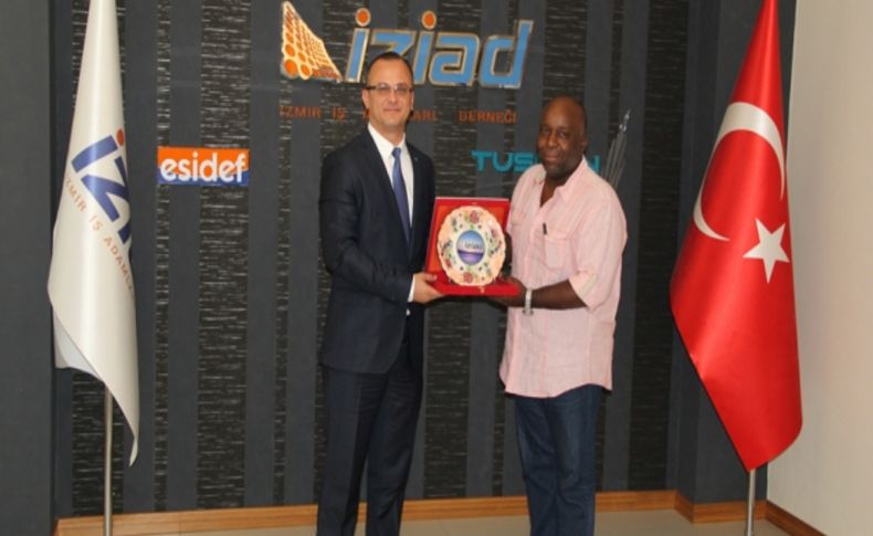 İZİAD, Haiti Bayındırlık ve İskan Bakanı Philippe Cineas’ı ağırladı