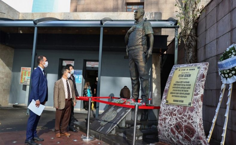 İzmir Adliyesi çalışanları, şehit polis Fethi Sekin'i unutmadı