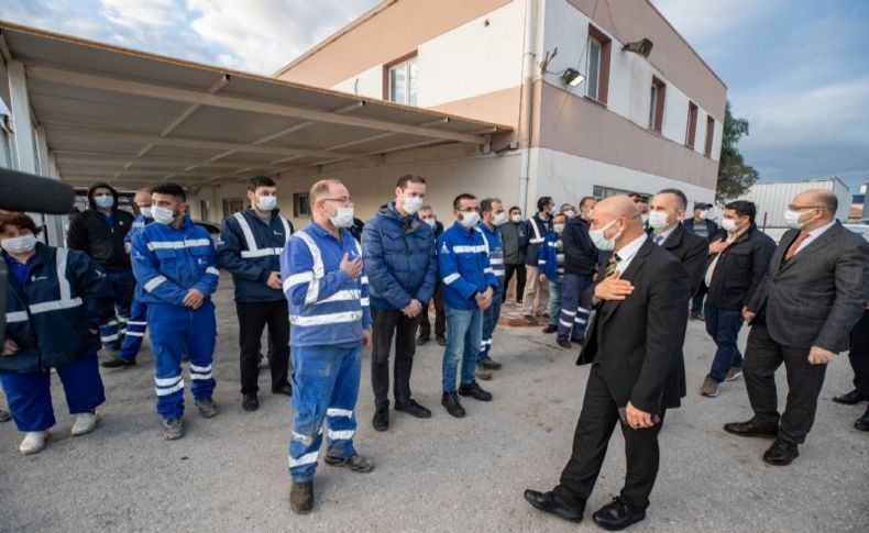 İzmir Büyükşehir Belediye Başkanı Soyer personelin yeni yılını kutladı