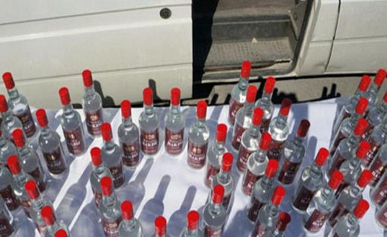 İzmir'de 1,5 ton 'sahte rakı' ele geçirildi