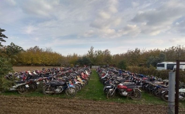 İzmir'de 170 motosiklet trafikten men edildi