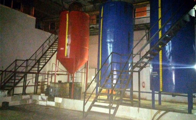 İzmir'de 21 ton atık madeni yağ ele geçirildi