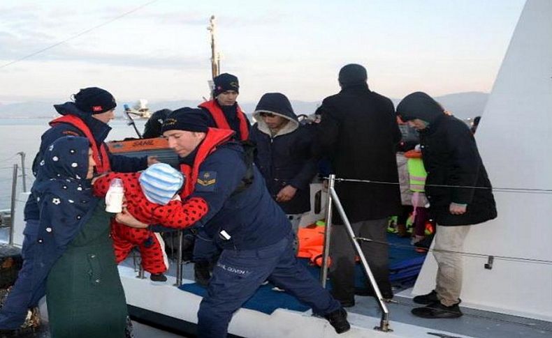 İzmir'de 48 kaçak göçmen yakalandı
