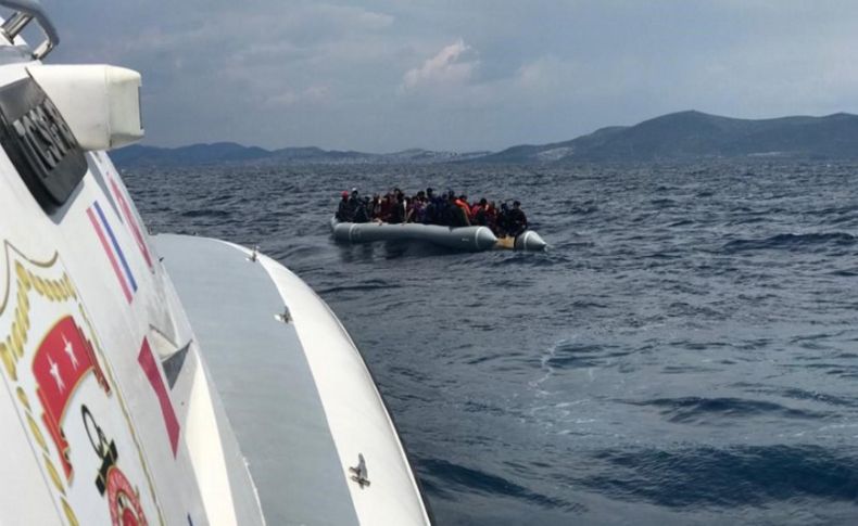 İzmir'de 60 düzensiz göçmen kurtarıldı