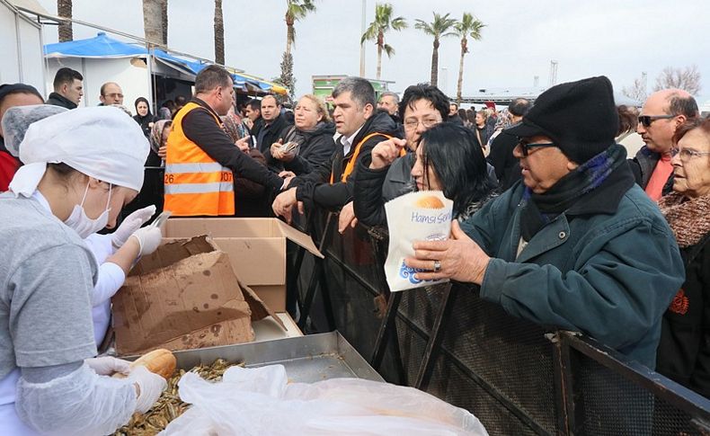 İzmir'de 8. Hamsi Şenliği buruk geçti