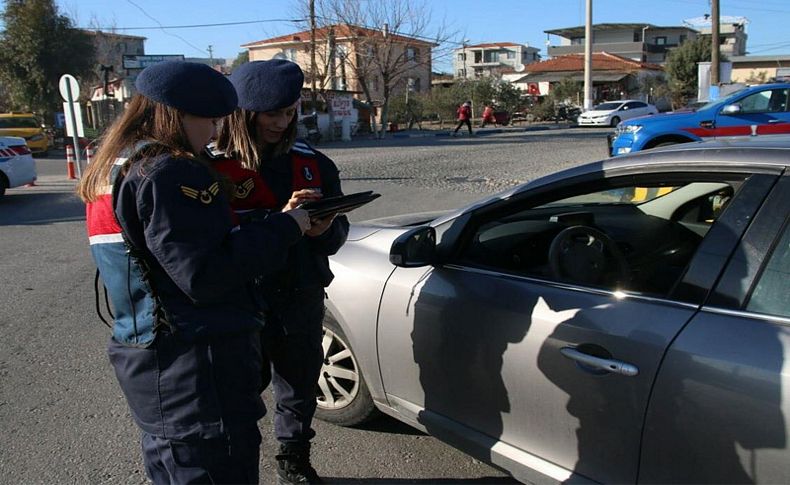 İzmir'de aranan 55 kişi yakalandı