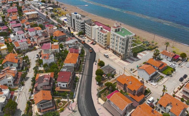 İzmir’de asfalt atağı sürüyor: Torbalı, Çeşme ve Dikili'ye altın dokunuş