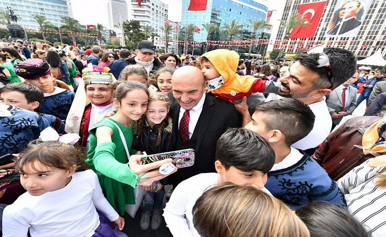 İzmir'de bayram coşkusu