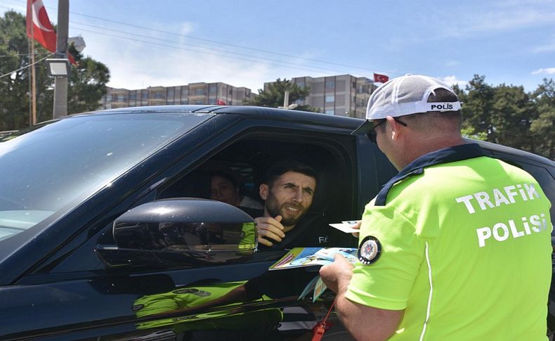 İzmir'de bayram trafiğine denetim