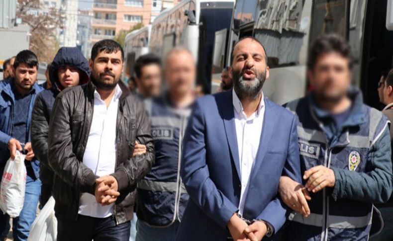 İzmir’de çete operasyonu: 47 gözaltı