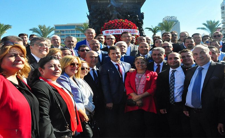 İzmir'de CHP'den alternatif 29 Ekim kutlaması