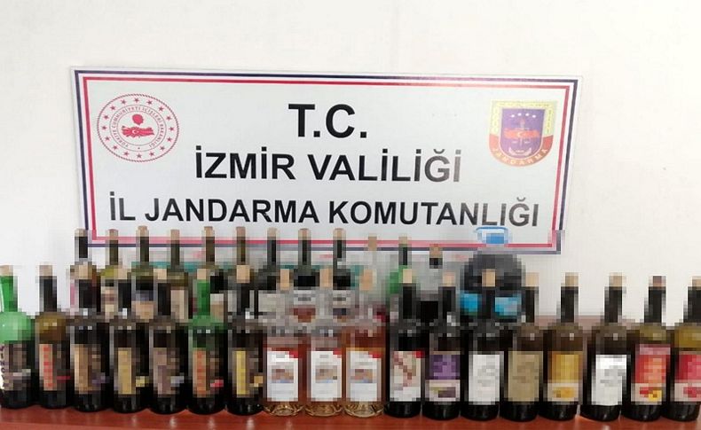 İzmir'de el yapımı kaçak içki ele geçirildi