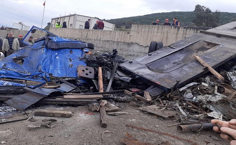 İzmir'de feci kaza: 1 ölü