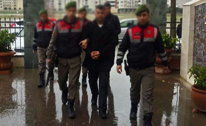 İzmir’de FETÖ operasyonu: 4 gözaltı