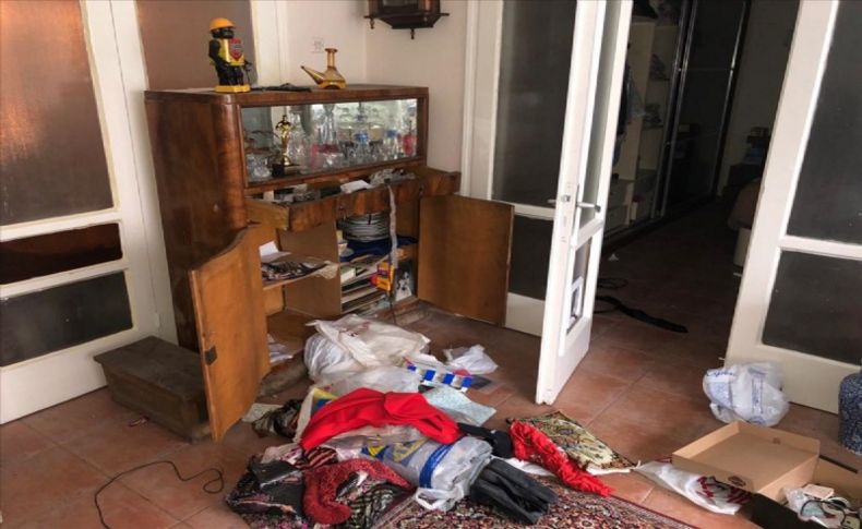 İzmir'de girdikleri evde 4 gün kalıp ziynet eşyalarını çalan şüpheliler tutuklandı