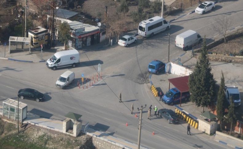İzmir'de helikopterle trafik denetiminde 25 sürücüye ceza kesildi