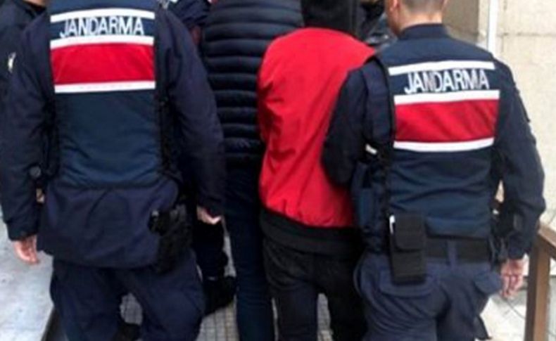İzmir'de hırsızlık şüphelisi 3 kişi tutuklandı