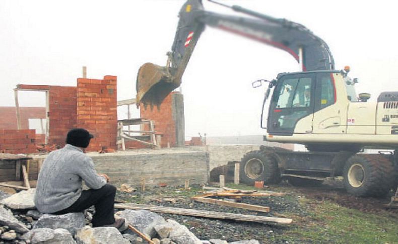 İzmir'de imara aykırı yapılar için yıkım talimatı