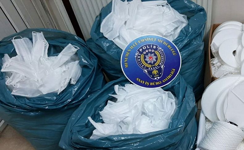 İzmir'de kaçak üretilen maskelere el konuldu