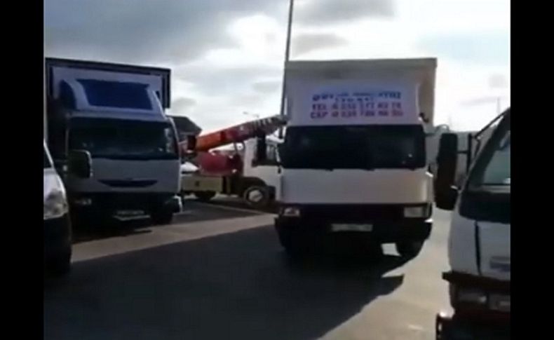 İzmir'de kamyon ve tır sürücülerinden 'dijital takograf' protestosu
