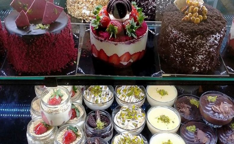 İzmir'de kısıtlamada tatlı siparişleri arttı