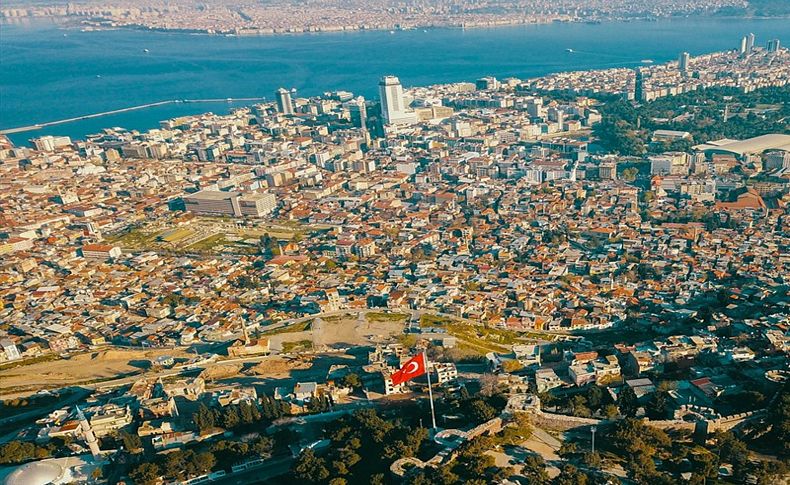 İzmir'de konut satışları azaldı