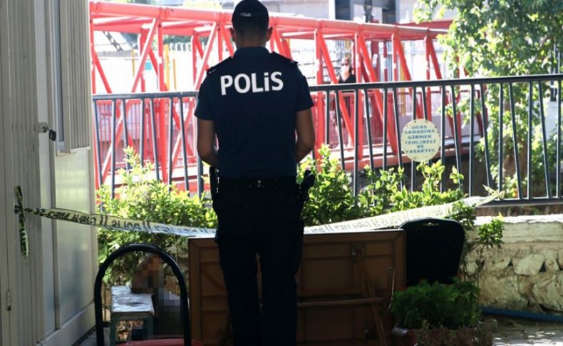 İzmir'de köprü altında erkek cesedi bulundu