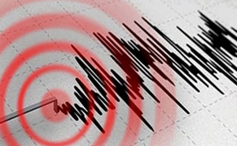 İzmir'de korkutan deprem