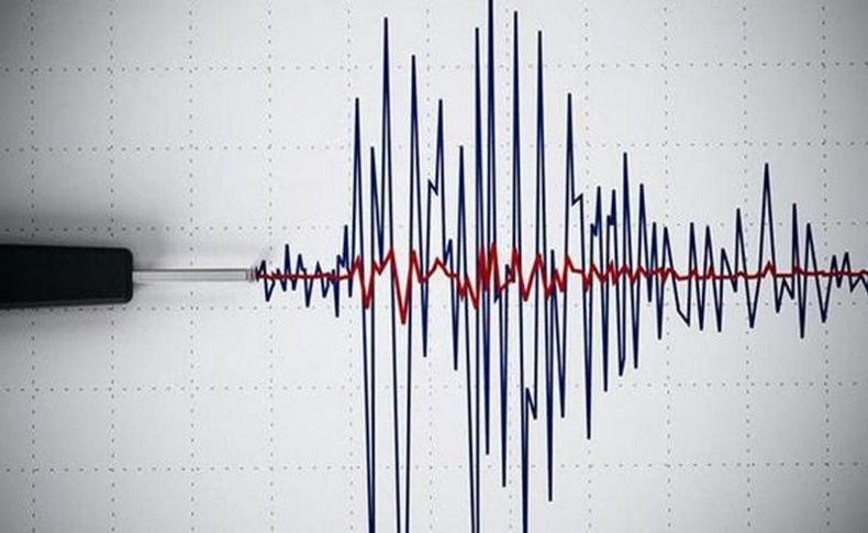 İzmir'de korkutan deprem!