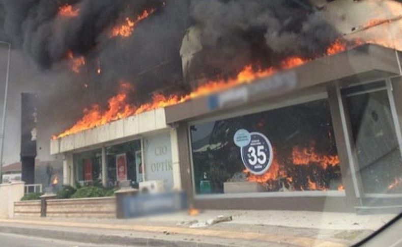 İzmir'de korkutan yangın